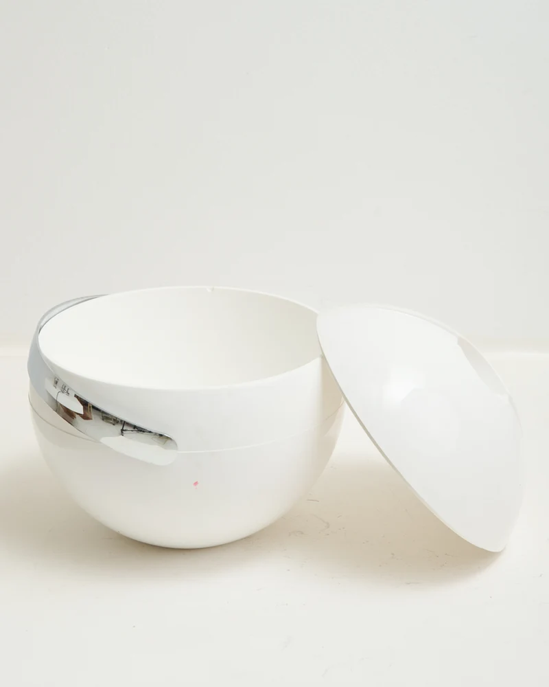 Seau à glace blanc, Paolo Tilche, Guzzini, 1980s
