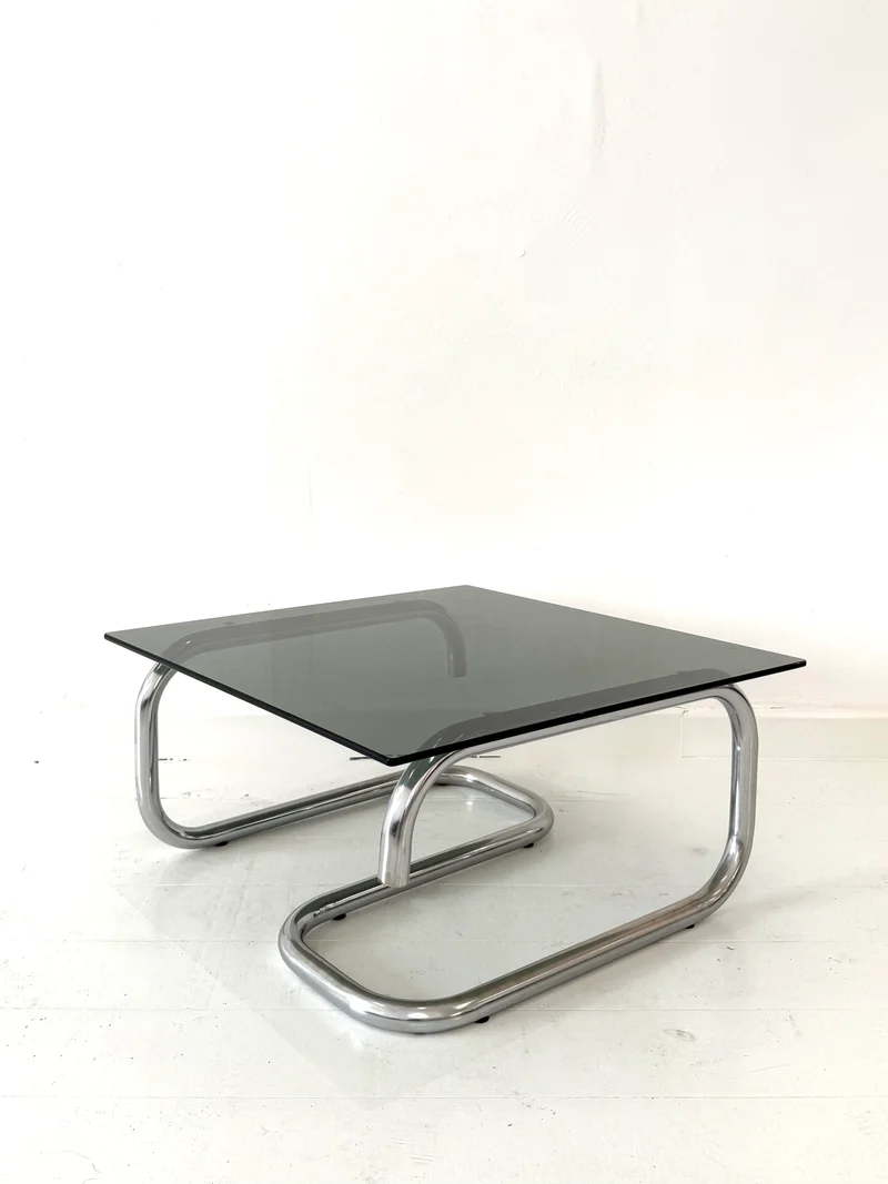 Table basse tubulaire, 1970s