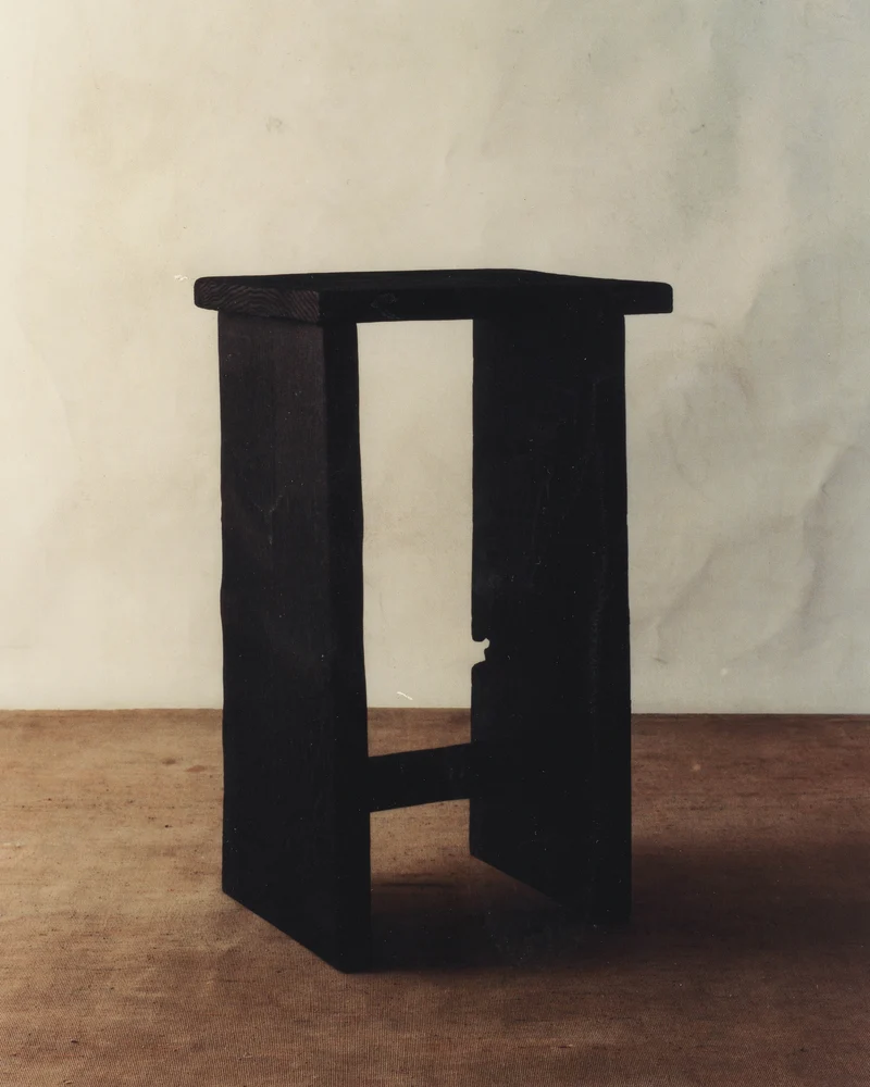 N V Stool