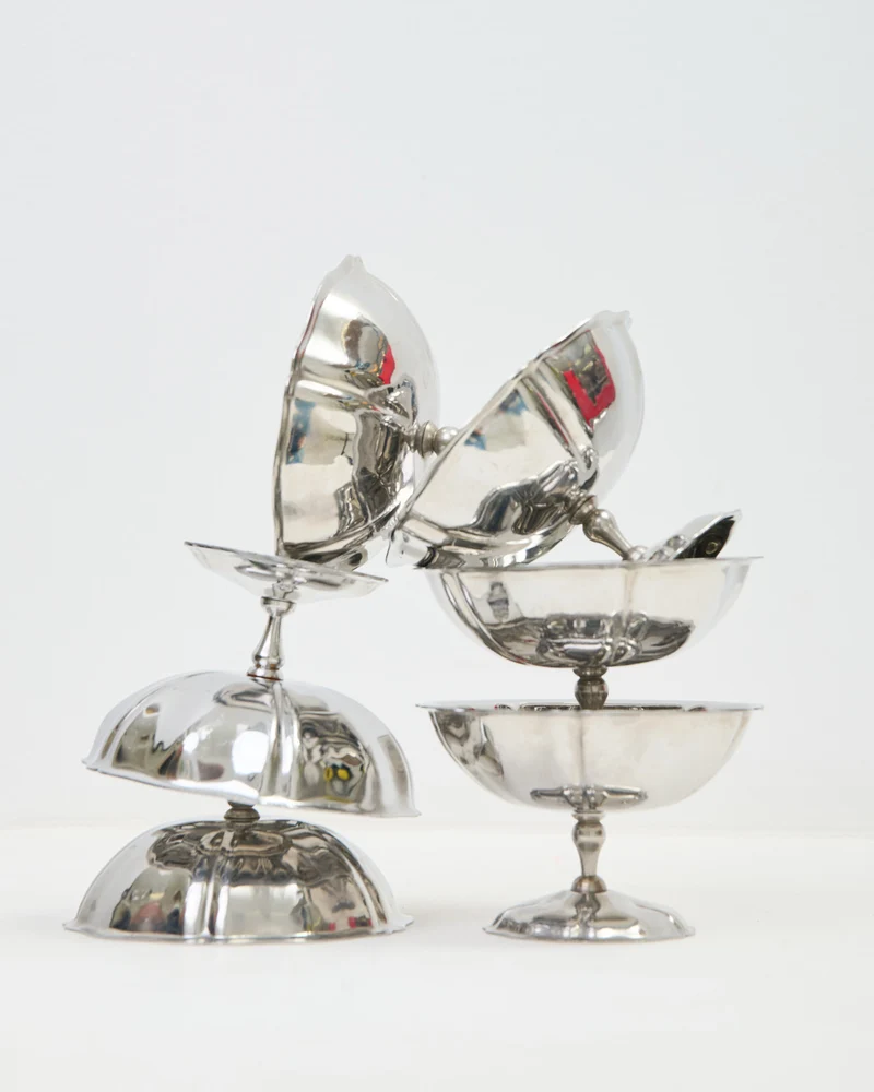 Coupes à dessert dentelées avec pied, 1970s