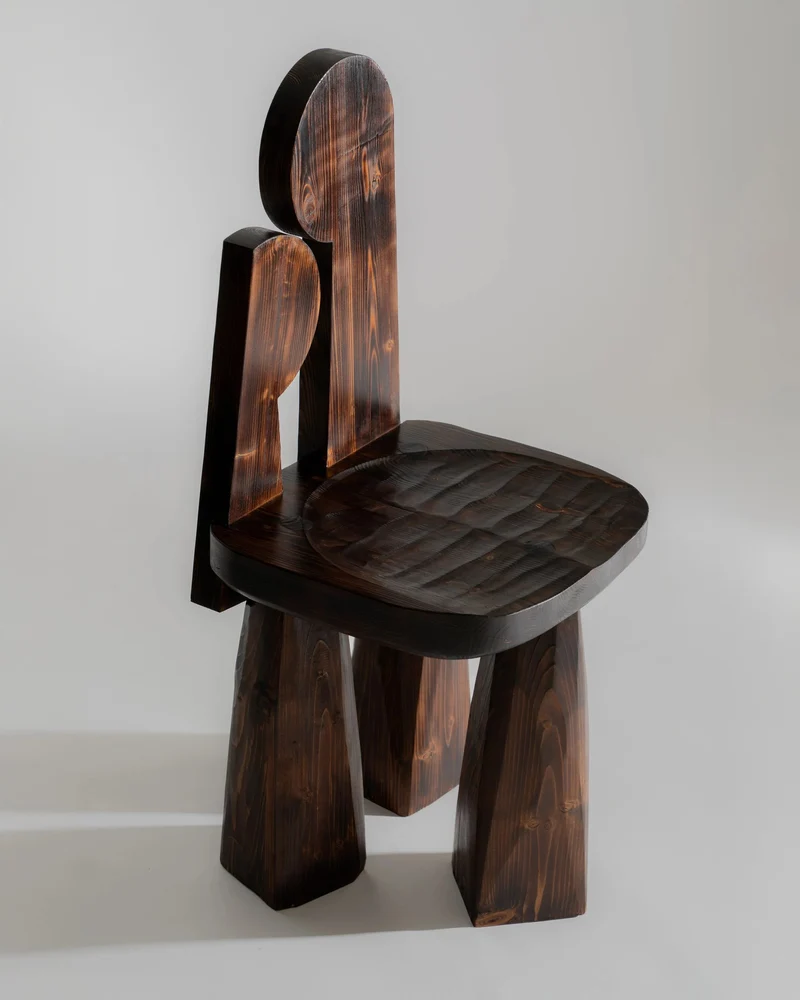 Speaking Chair in Hand Carved Nordic Fir Wood