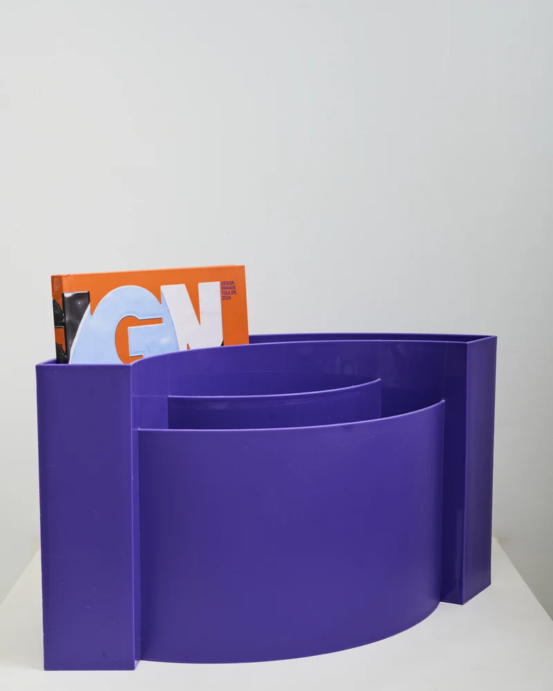 Porte-revues violet, 1990s