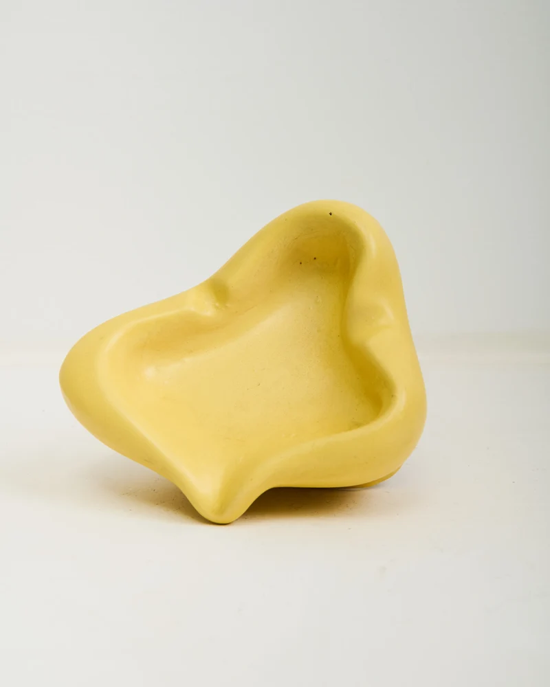 Cendrier "Dali" en céramique jaune, 1970s
