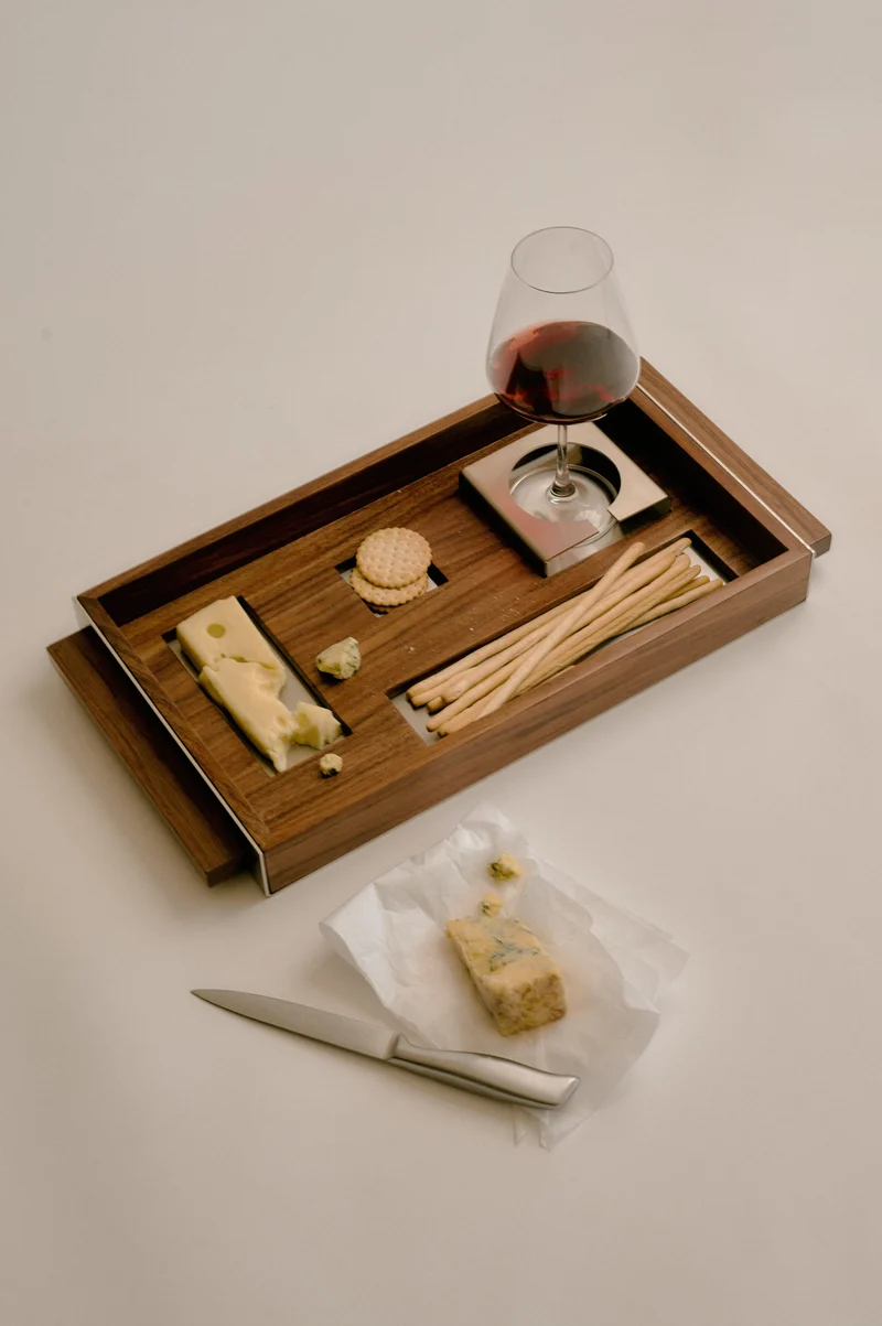 T4 TRAY Wooden Board in Walnut and Stainless Steel