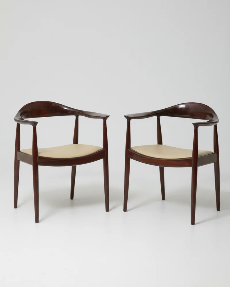 "The Chair" Dining Chairs by Hans J. Wegner, Set of 2