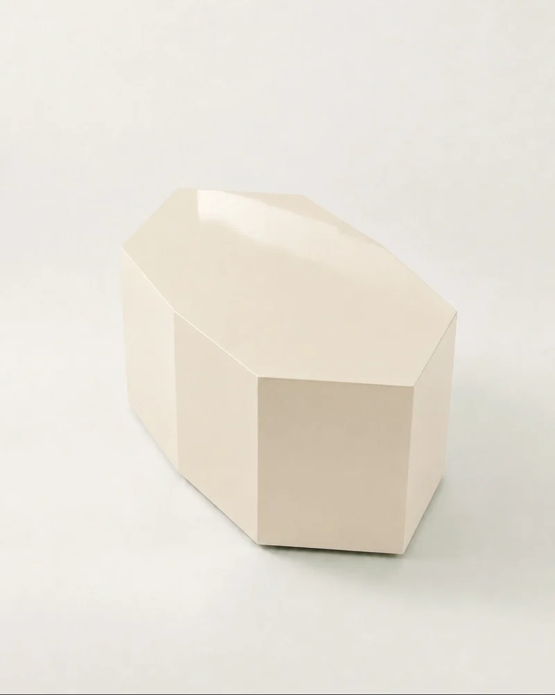 Ame III Lacquer Coffee Table