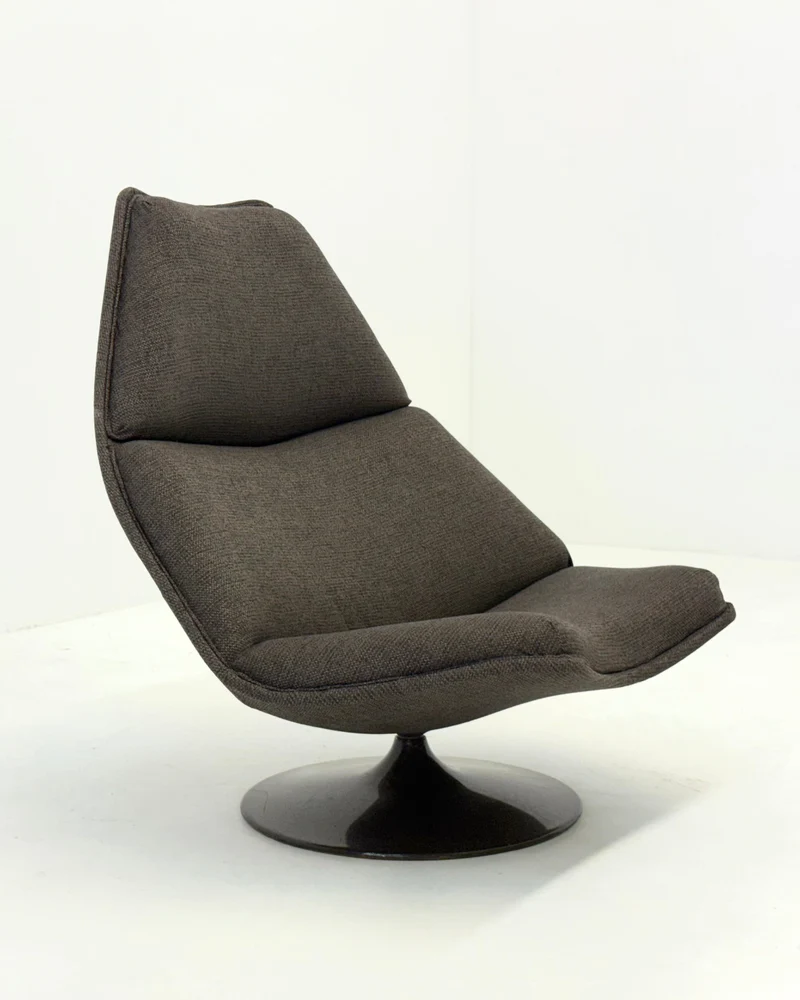 Artifort F510 armchair by Geoffrey Harcourt