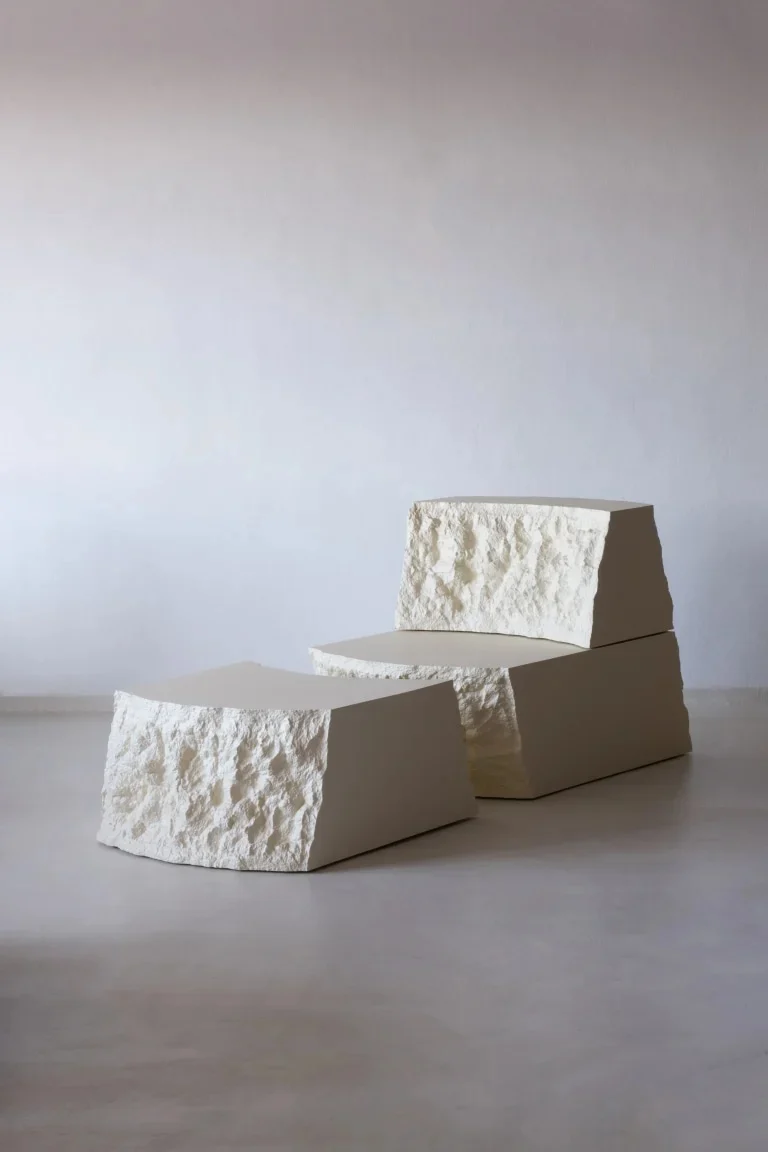 Lapis – Foam Lounge Chair With Ottoman