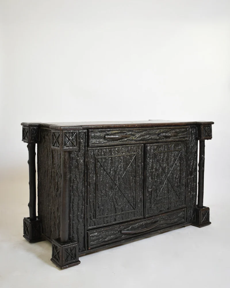 Foret Noire Chest of Drawers, XIXth c.