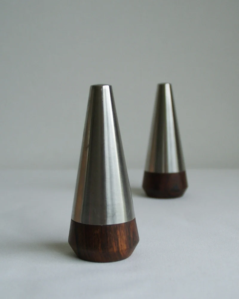 Mid-century Pepper & Salt Shaker