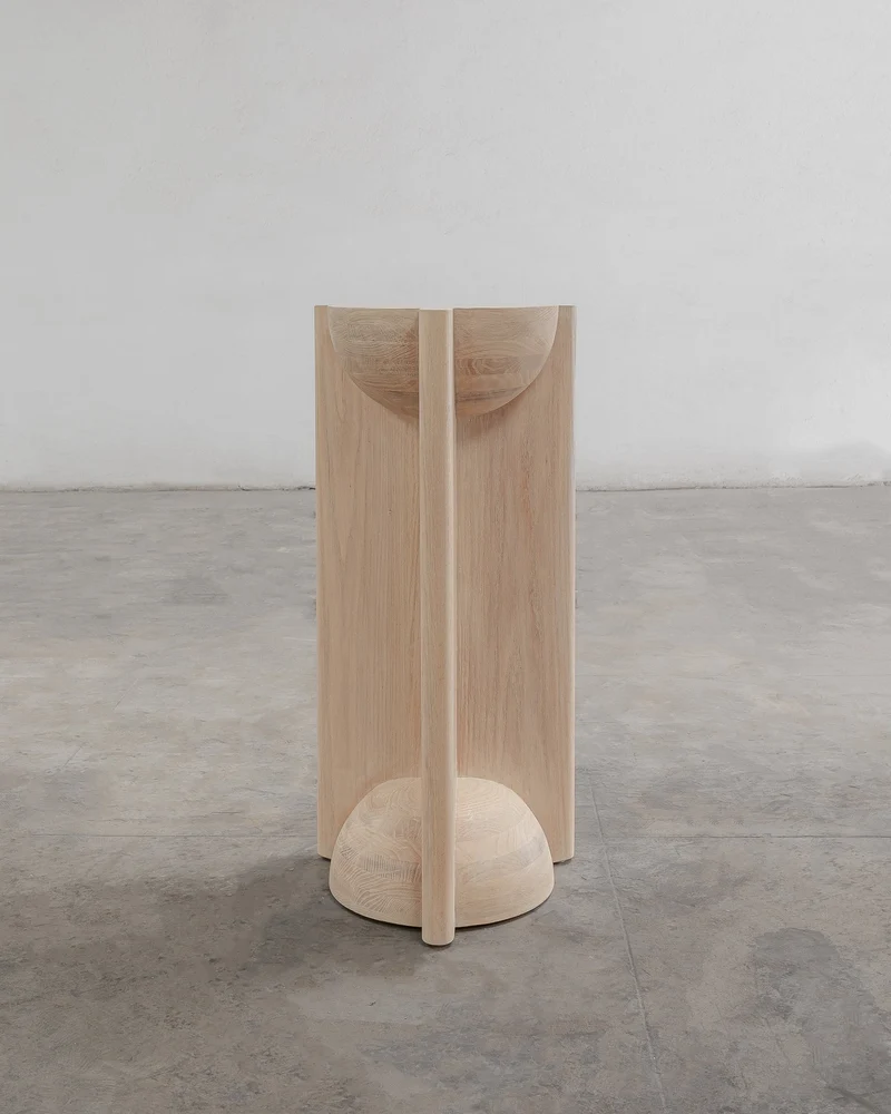 Solid Oak Display Pedestal - BLEO Series