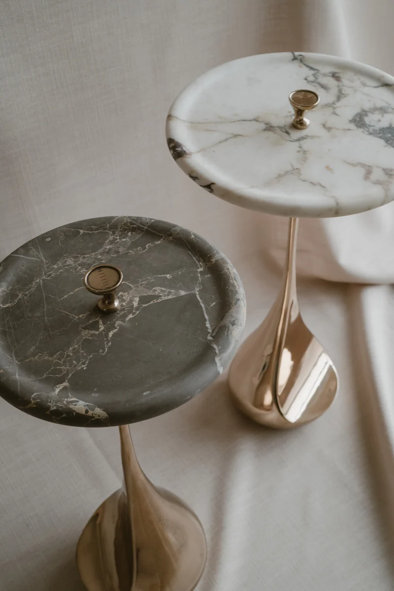 Cabriole Side Table in Marble and Bronze
