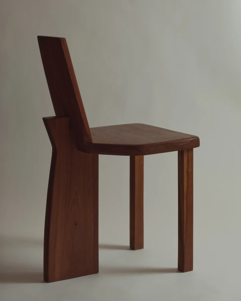 Tripod Chair