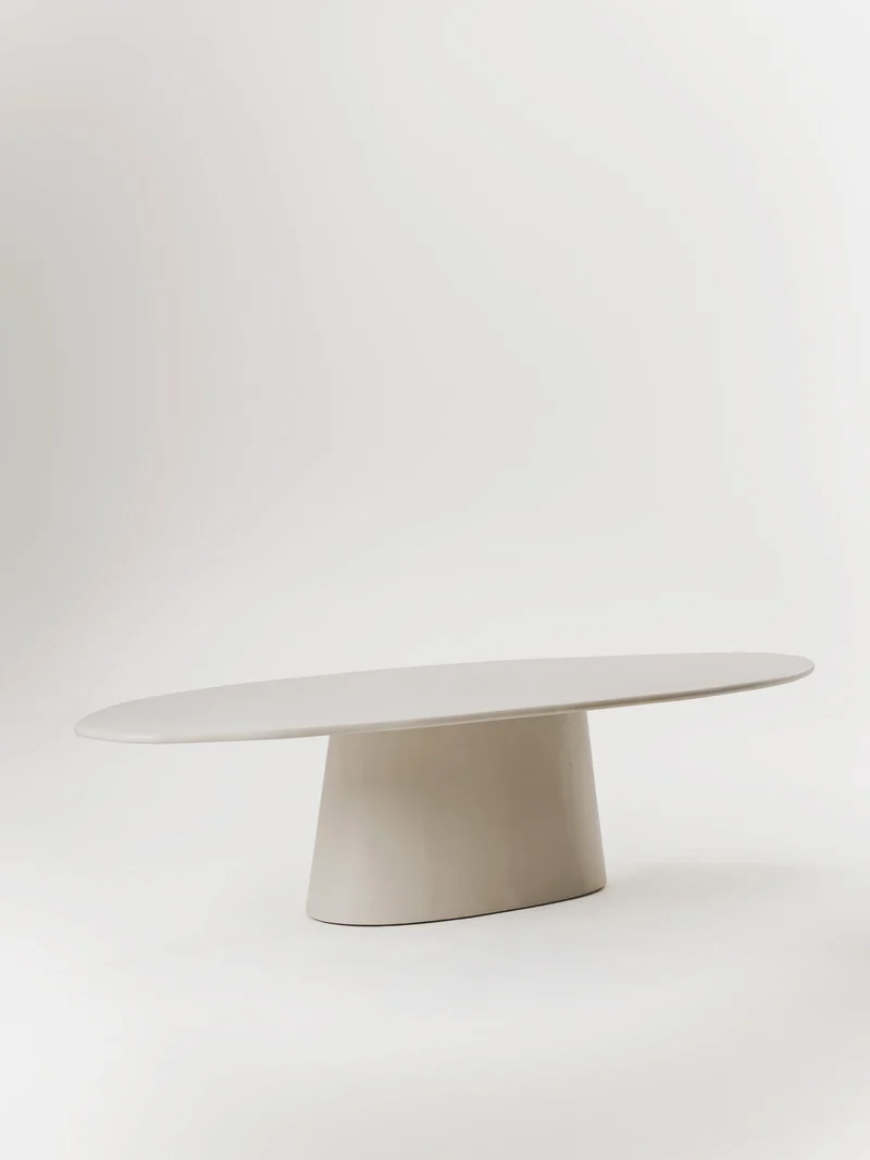 Imai Dining table