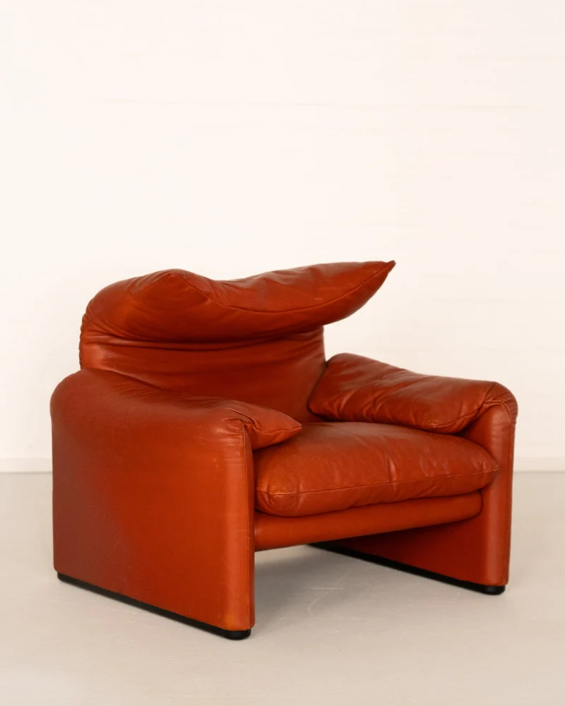 Maralunga Lounge Chair by Vico Magistretti for Cassina