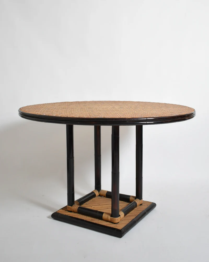 Bicolor round rattan dining table