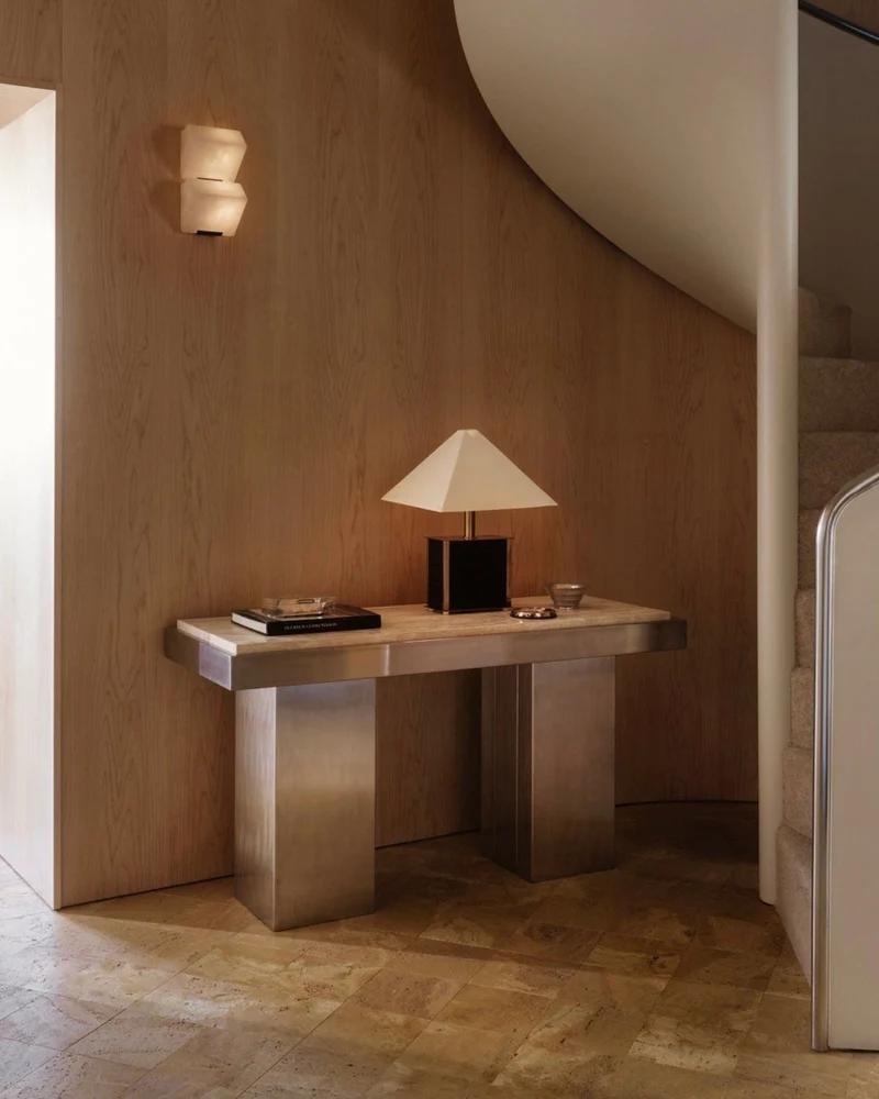 Console Table 01