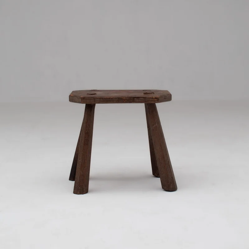Brutalist Rectangle Bench in Wood