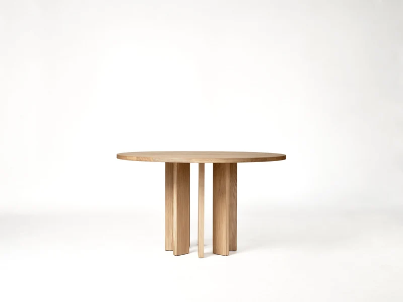 Thola Round Table
