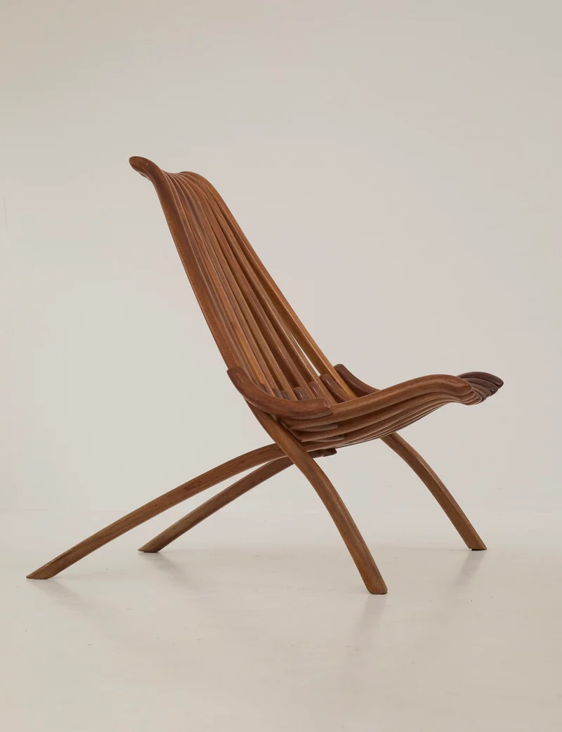 Vintage Artisanal Foldable Lounge Chair in Wood