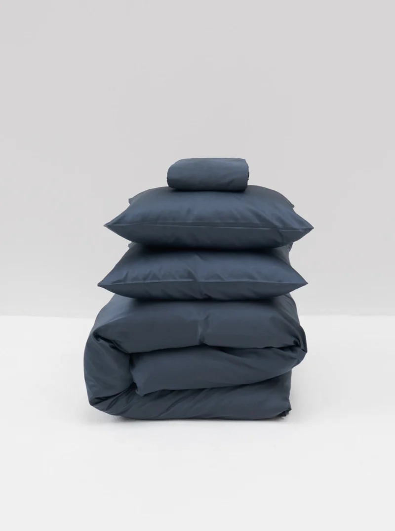 Cotton Sateen Bed Set in Stormy