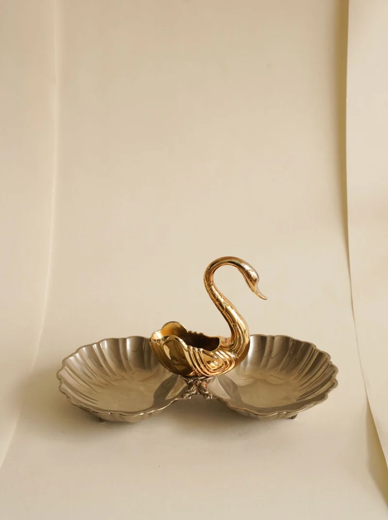 Shell-Shaped Swan Serving Dish