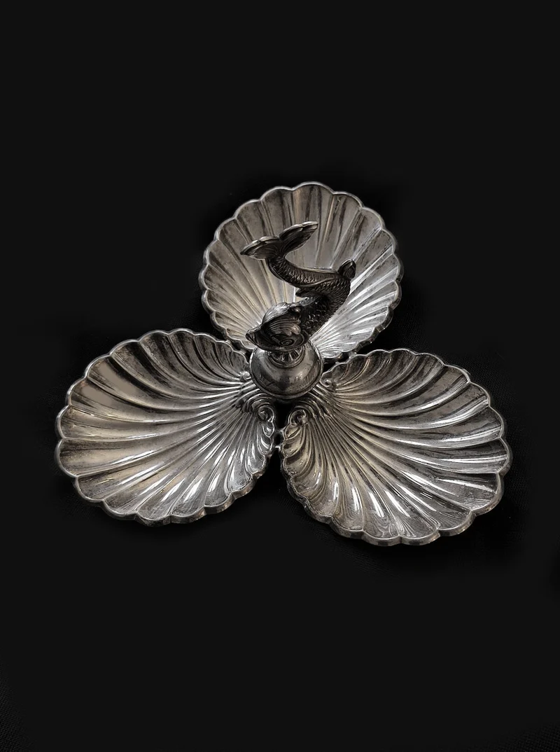 Shell & Fish Triple Tray