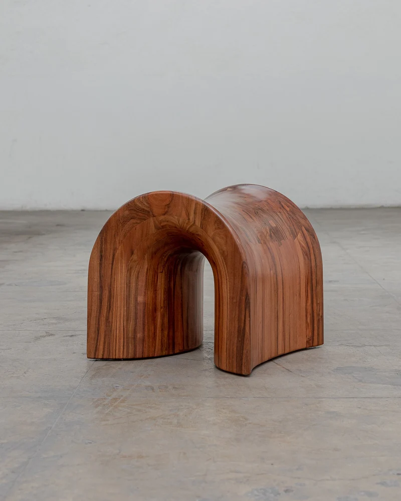TORO Oak Stool