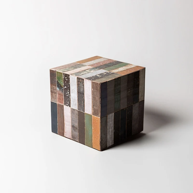 Minerales Side Table