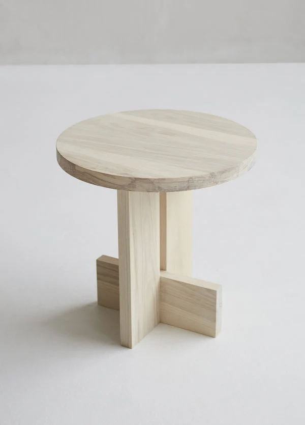 Axel Side Table in Solid Wood