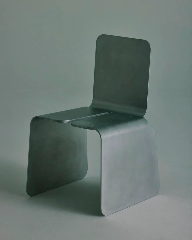 Rounded Edges Chair