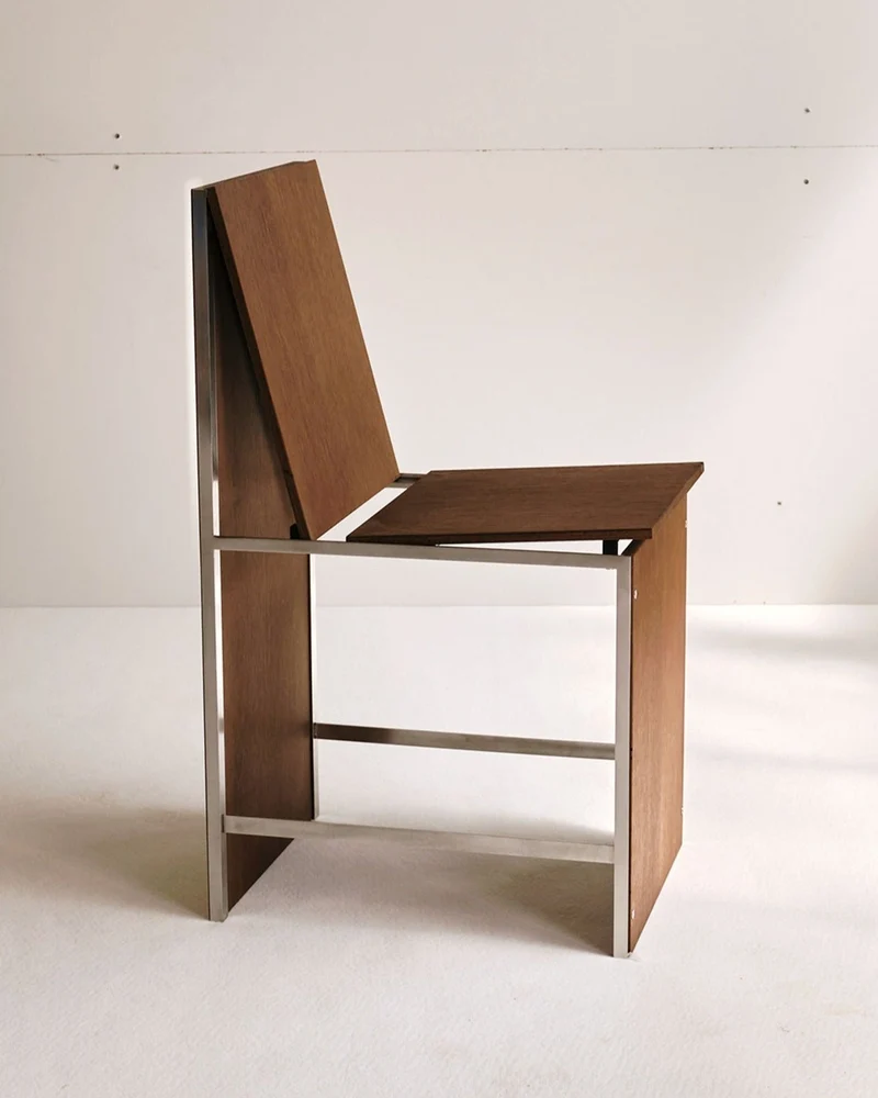 Chair in Oak Finish