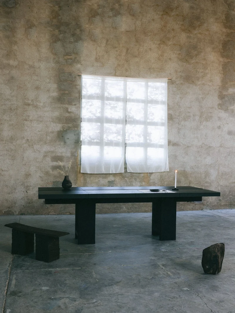 Twin Oaks Dining Table