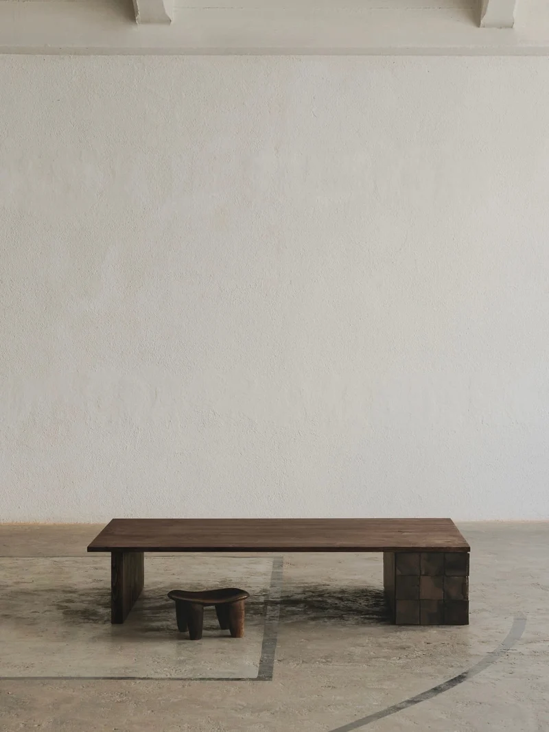 Cosmos Table