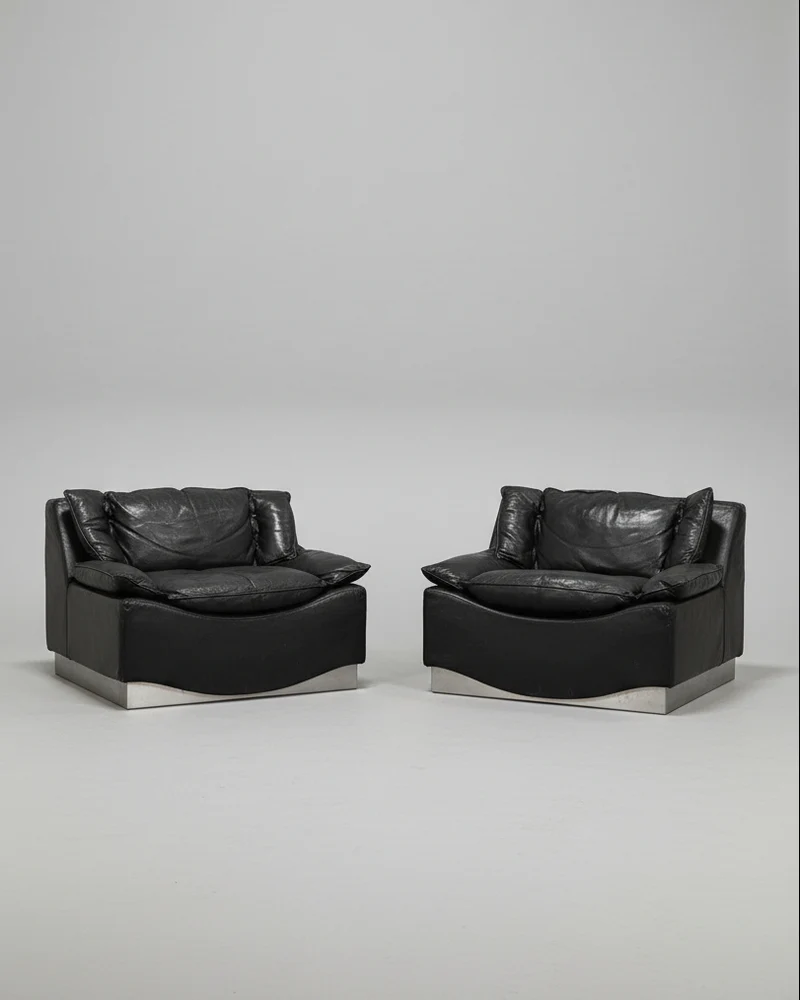 Pair of Armchairs by Luciano Frigerio, Italy 1960s