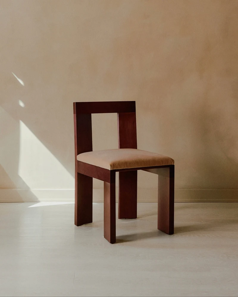 Raja Chair
