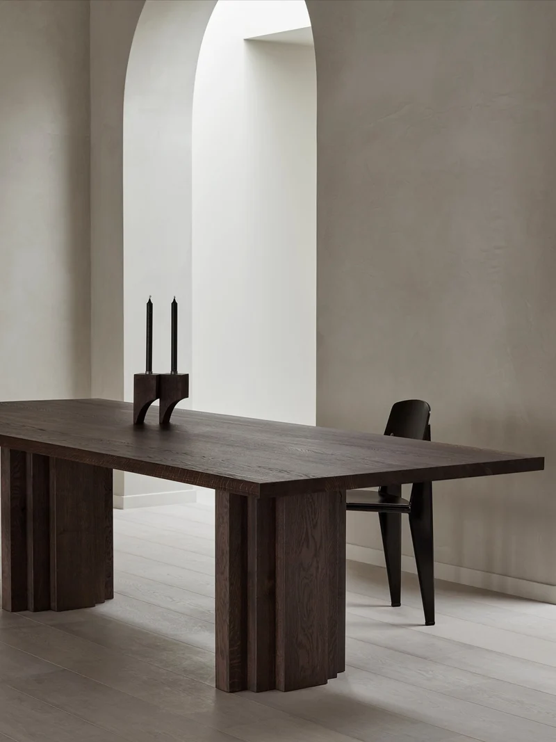 Brut Slim Table