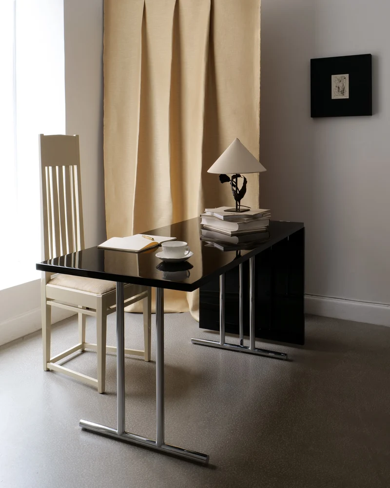 Lou Perou Extendable Table by Eileen Grey