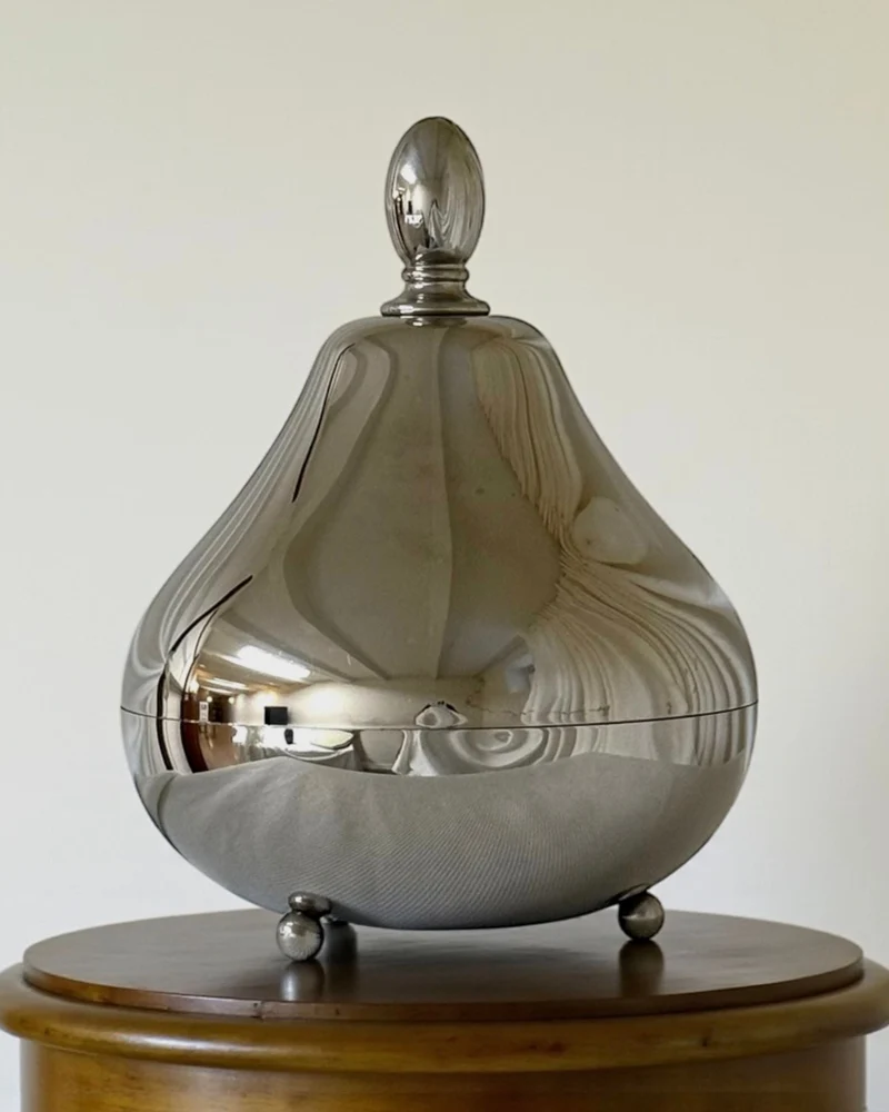 Pear Shape Freddotherm Serving Piece