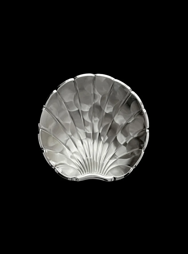 Vintage silver-plated shell dish