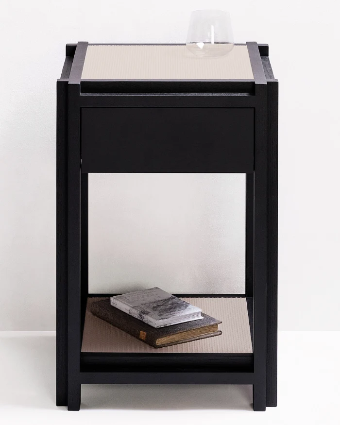 STRUCTURA BEDSIDE TABLE SQUARE