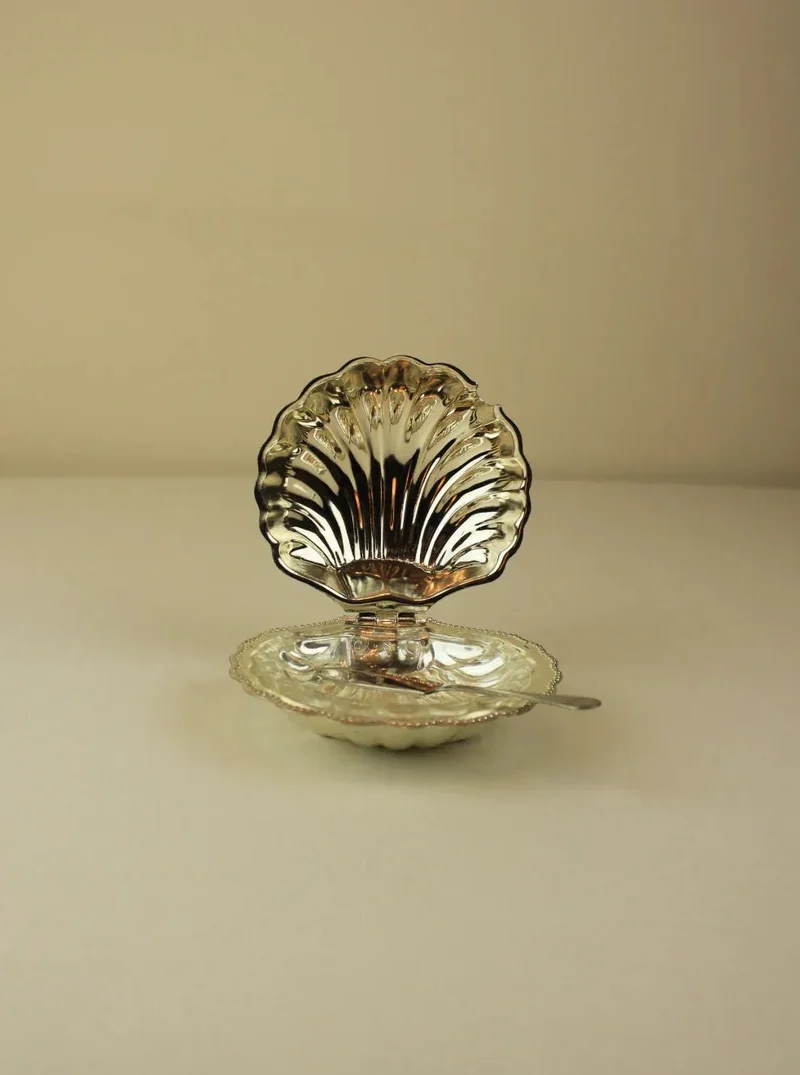 Shell Shaped Butter Dish