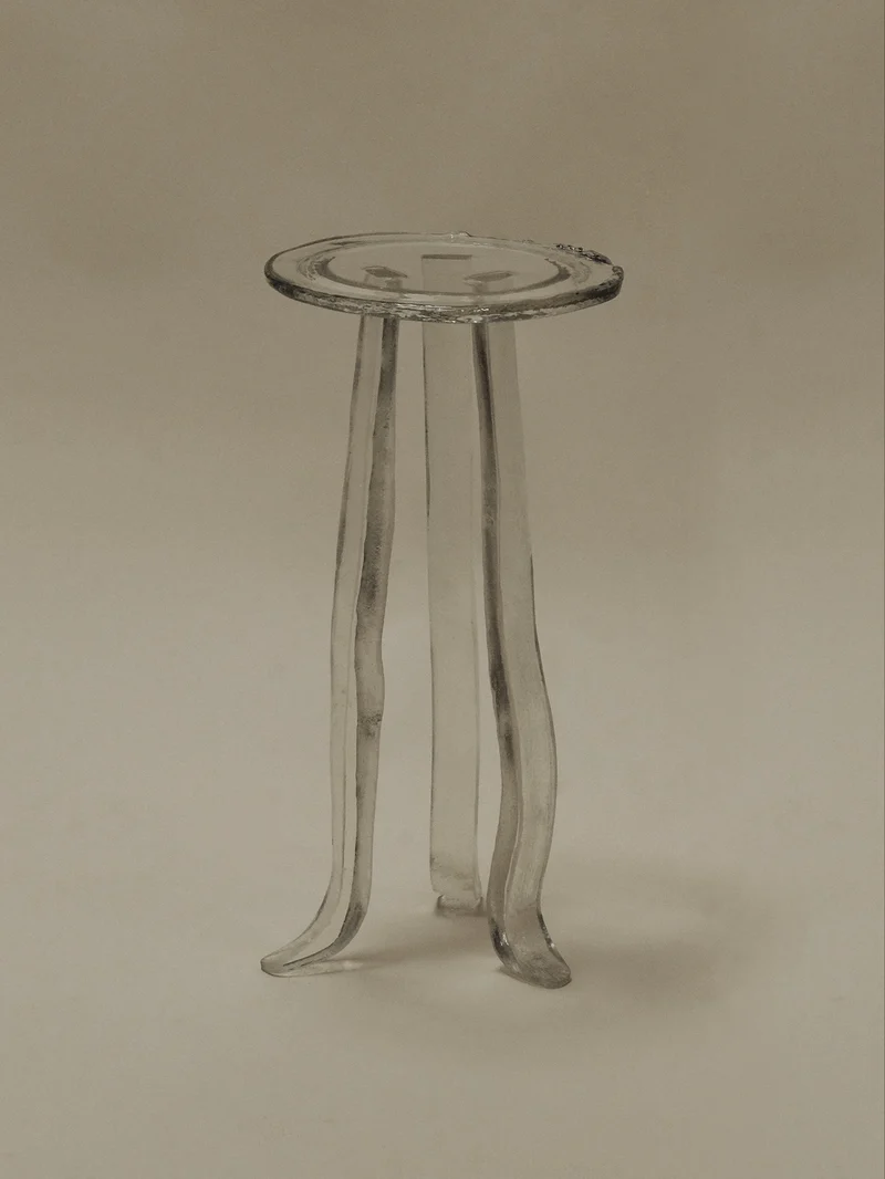 Lung 1.0 Transparent Side Table