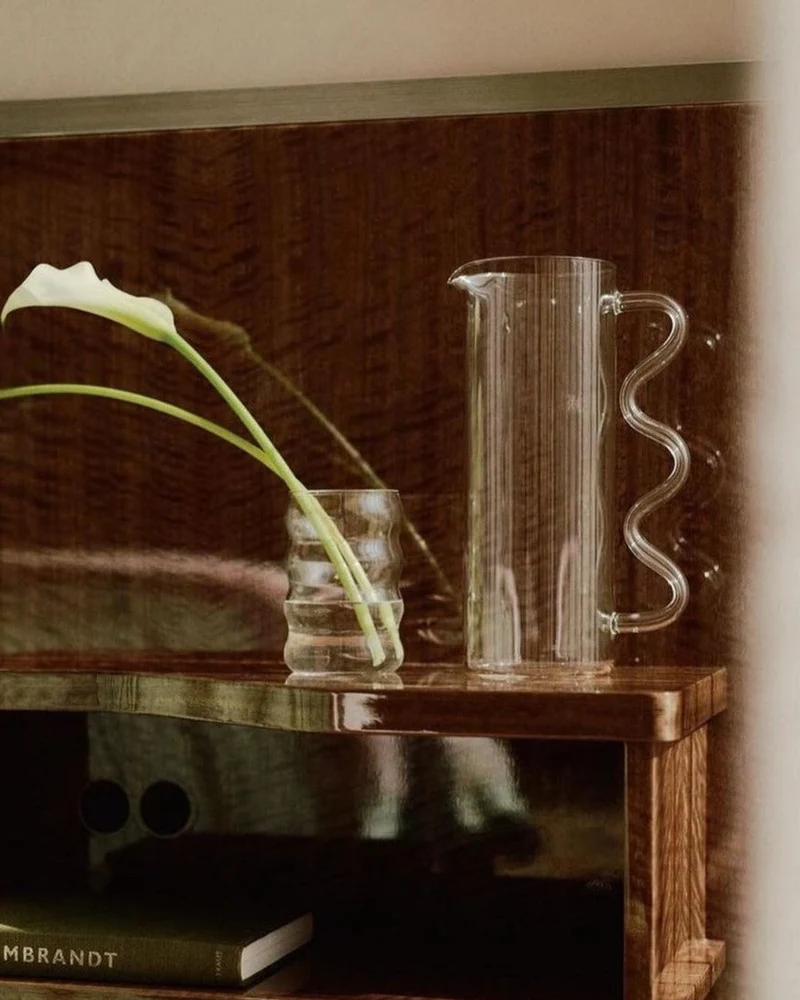 Wave Pitcher