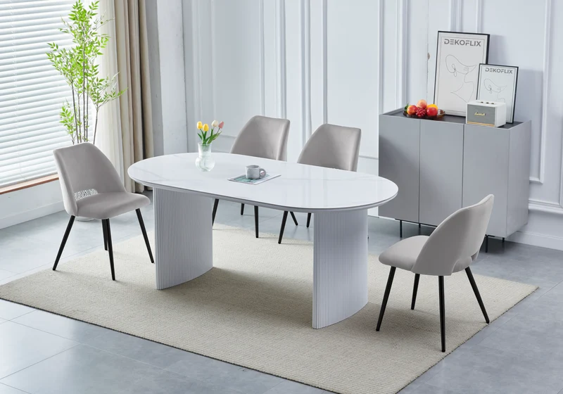 Ensemble table marbre blanc et chaises noirs – Kara